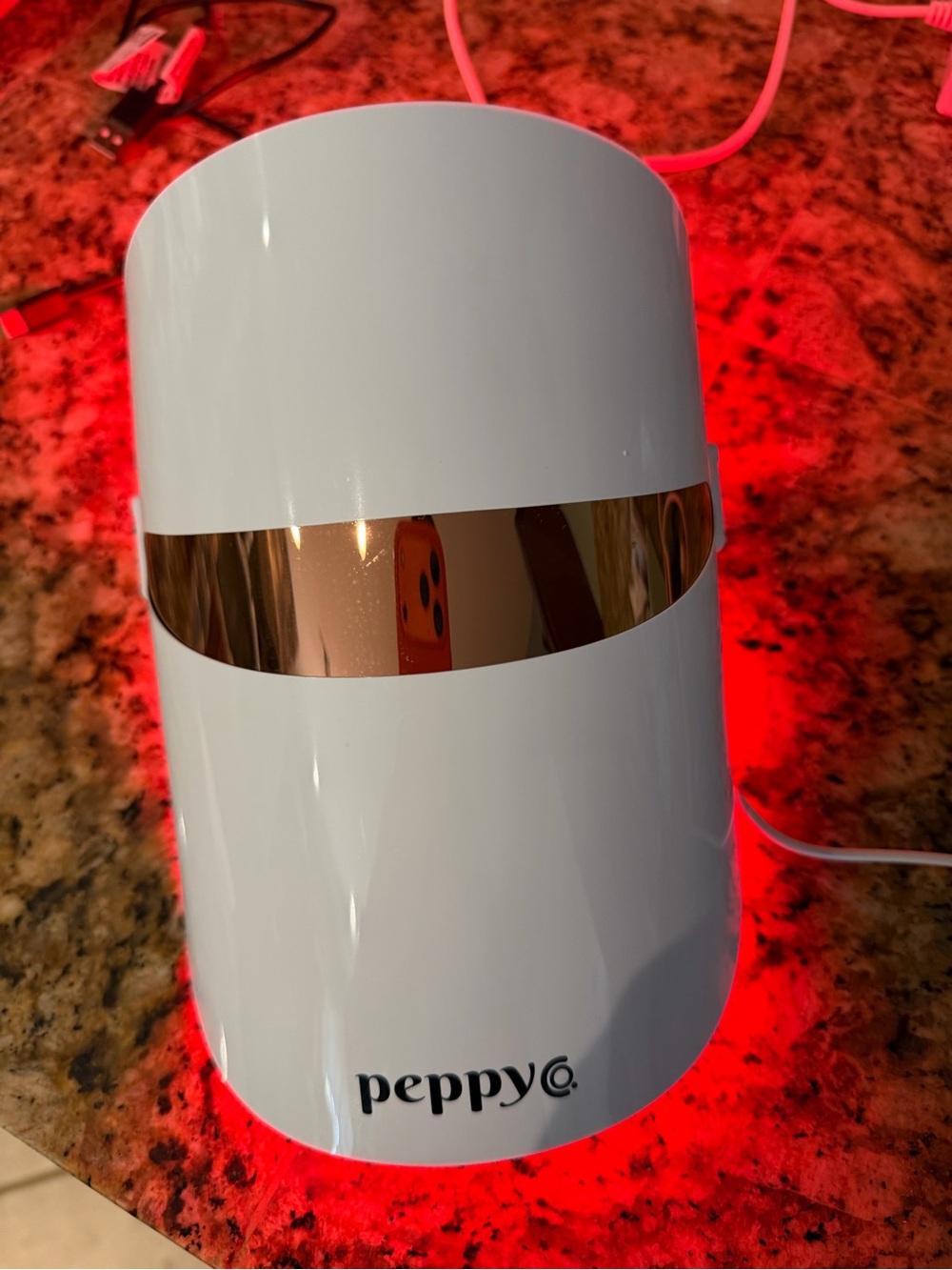 Peppy Co LED 2.0 light therapy mask